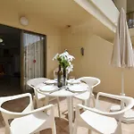 Castle Harbour 3 *