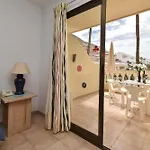Apartamento Castle Harbour 3 *