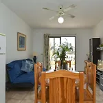 דירה Castle Harbour 3