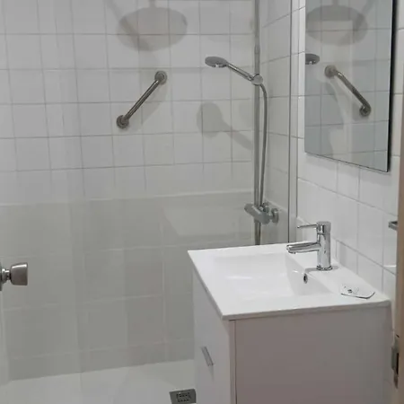 Apartament Castle Harbour 3 *