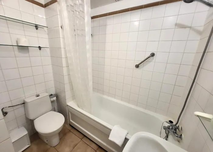 Castle Harbour 3 * لوس كريستيانوس