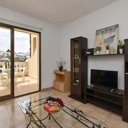 Apartment Castle Harbour 3 *
